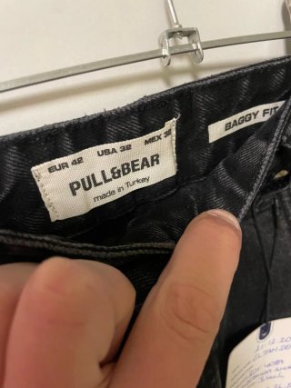 Pull&Bear Pantalón Corto baggy 42