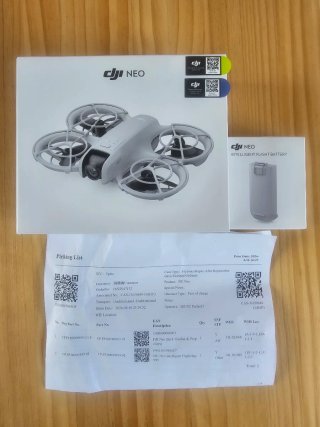 Drone DJI Neo con batteria