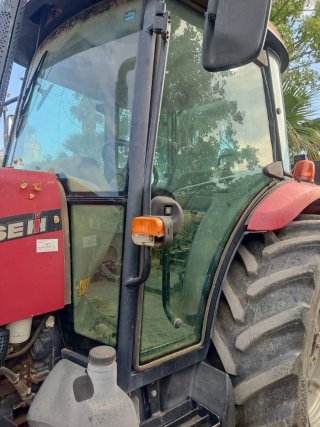 Tractor CASE JX95