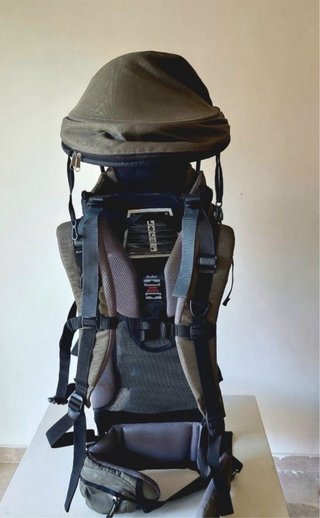 Mochila Portabebés con Capota