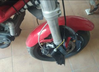 Ducati Monster S2R Roja y Blanca