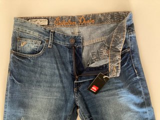 Quiksilver. Pantalón vaquero azul. W32