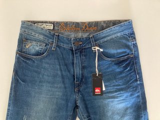 Quiksilver. Pantalón vaquero azul. W32