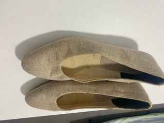 Bailarinas Pikolinos Beige Talla 36 usado 1 vez.