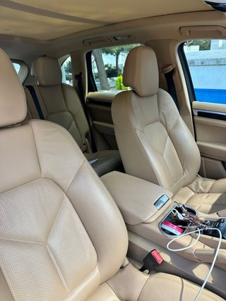 Porsche Cayenne 2012