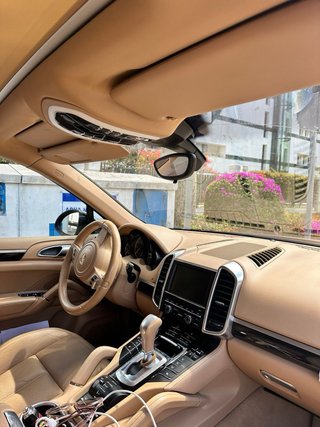 Porsche Cayenne 2012