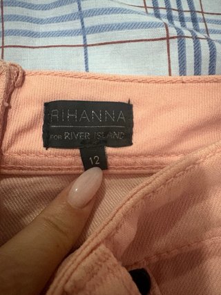 RIHANNA X RIVER ISLAND - Shorts vaqueros rosa 40
