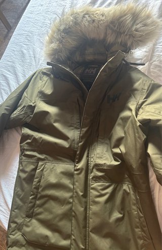 Chaqueta Helly Hansen Verde Talla L/G sin estrenar