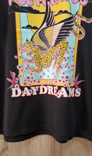 Camiseta negra Oversize Tigre Alas Bershka Talla S