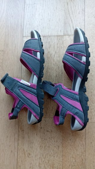 Sandalias Decathlon. Chechua