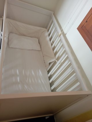 Cuna madera blanca + colchón viscoelástico