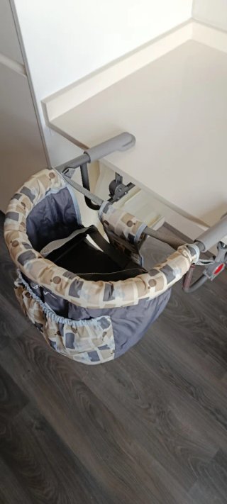 Trona portátil para bebé Safety 1st