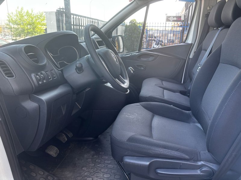 Renault Trafic 2020, foto 13