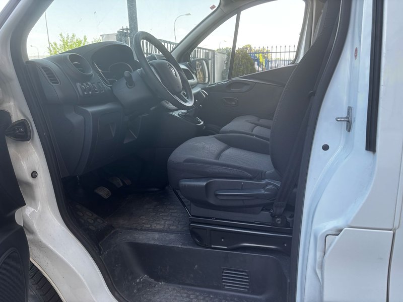 Renault Trafic 2020, foto 17