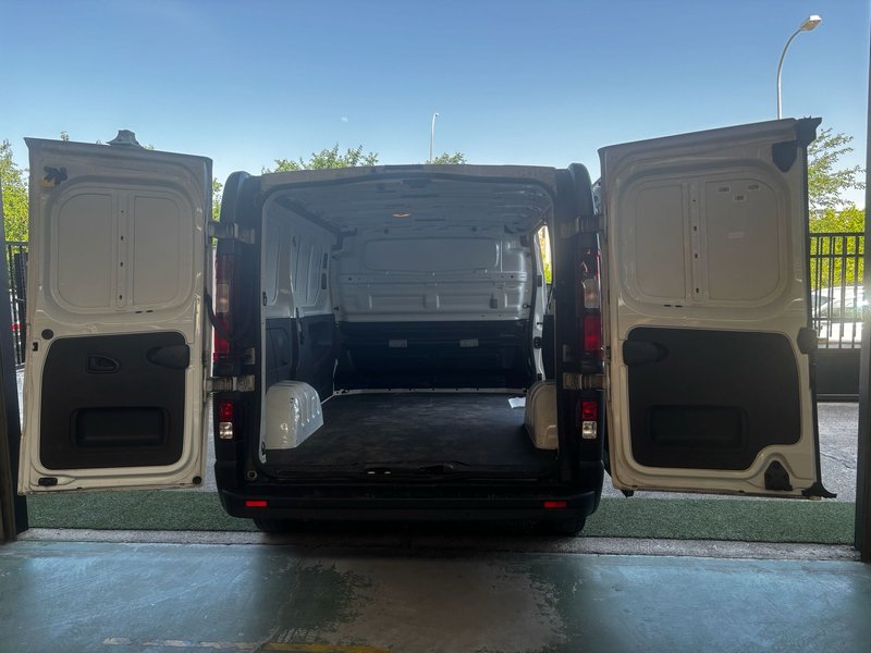 Renault Trafic 2020, foto 29