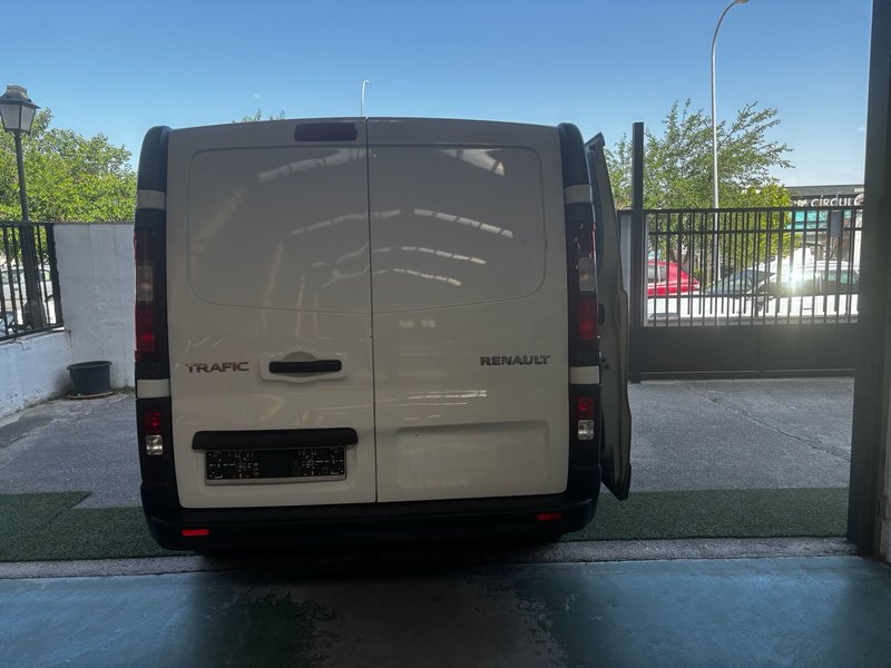 Renault Trafic 2020, foto 28