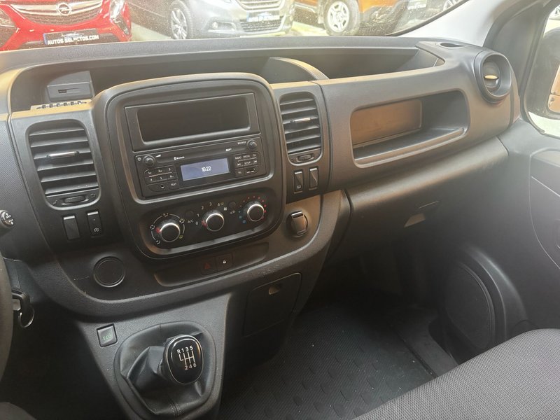 Renault Trafic 2020, foto 35