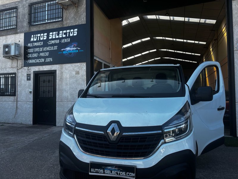 Renault Trafic 2020, foto 34