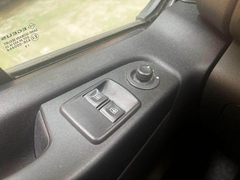 Renault Trafic 2020, foto 40