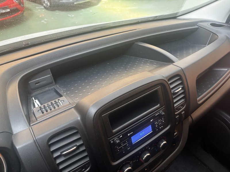 Renault Trafic 2020, foto 42
