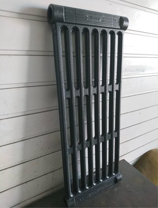 Radiador toallero Roca vintage de hierro fundido