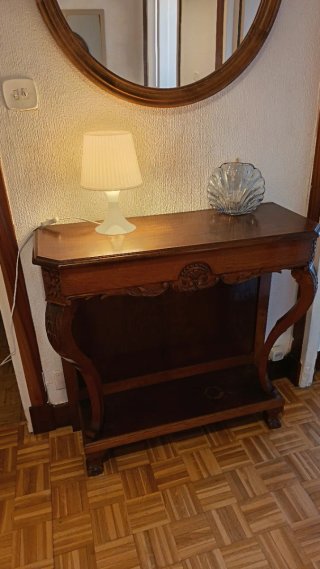 Consola recibidor madera tallada, medidas aprox.