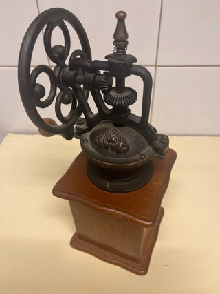 Molinillo de café vintage madera y metal