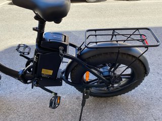 Bicicleta Eléctrica Keteles Fat Bike Negra