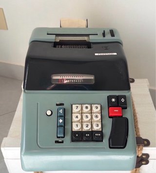 Calcolatrice Olivetti Vintage