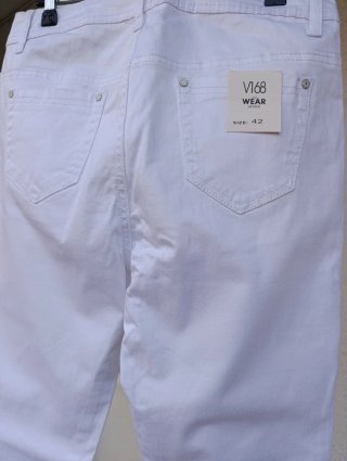Pantalón Talla 42, da menos, SIN ESTRENAR