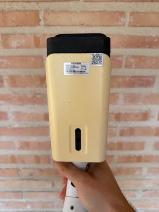 Cámara Bullet IP Hyundai HYU-256 y soporte pared