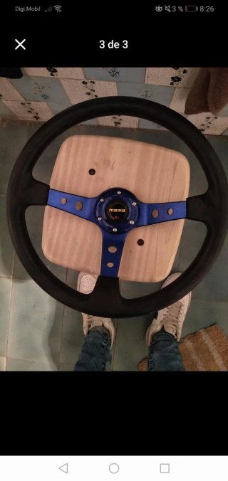 Volante Momo Azul