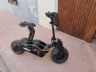Se vende o cambia patinete eléctrico