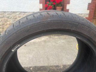 Neumático Michelin Pilot Sport 4 215/45 R17 87Y
