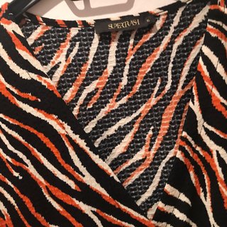 Vestido corto estampado animal print