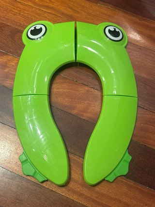 Asiento de inodoro plegable para niños