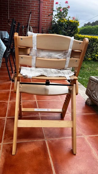 Trona evolutiva plegable de madera