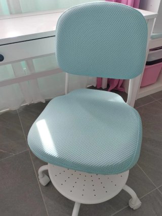Silla infantil con ruedas