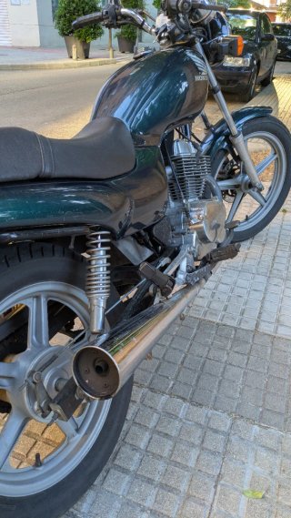 Honda CB 250 Two Fifty Naked