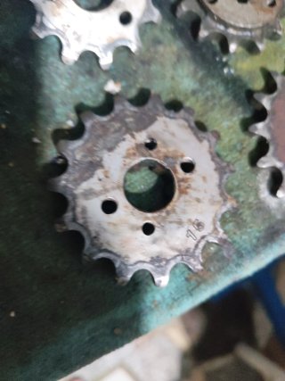 Piñón ataque Derbi Senda 12Z / 15Z
