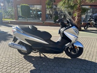 Suzuki Burgman 200 Plata