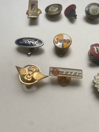 Lote insignias comerciales años 50