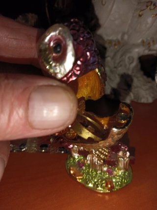 Lotto di 8 figure decorative di gufi e 1 rosa in oro