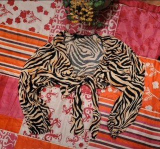 OFERTA Blusa ombliguera Bolero cruzada lazo Animal