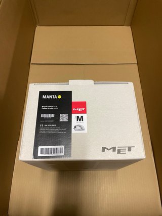 Casco Met Manta Mips