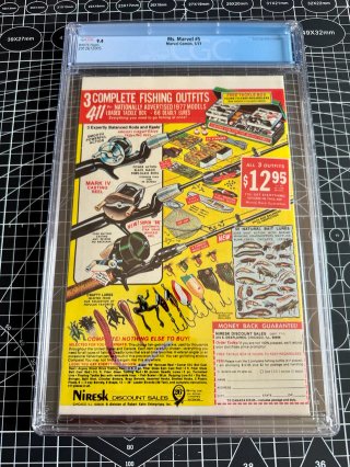 Comic gradeado CGC 9.4 - Ms. Marvel #5 de 1977
