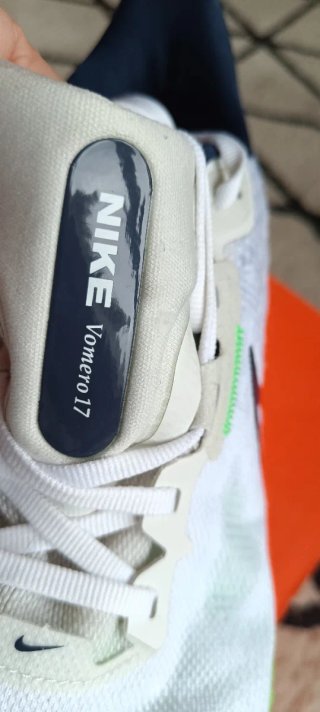 Zapatillas Nike Air Zoom Vomero 17 Talla 44