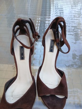 Zapatos Zara Tacon Marrón Talla 36