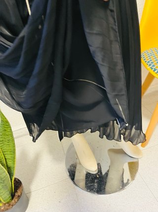 Vestido negro largo con cinturón