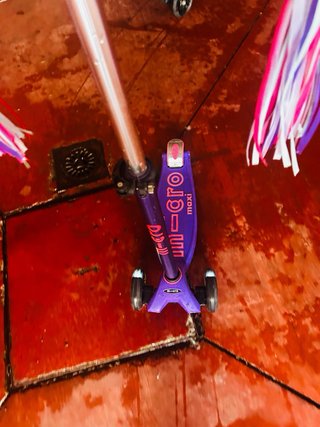 Patinete Micro Maxi Deluxe LED Morado